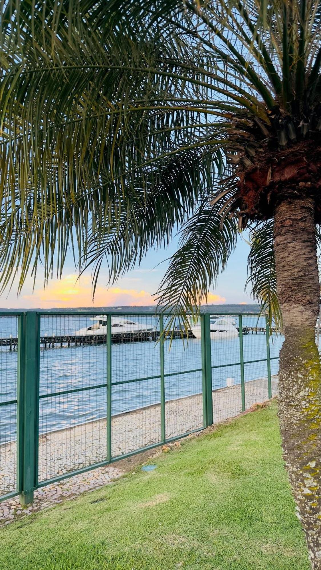 Apartamento Lindo Com Vista Lago Brezilya Dış mekan fotoğraf